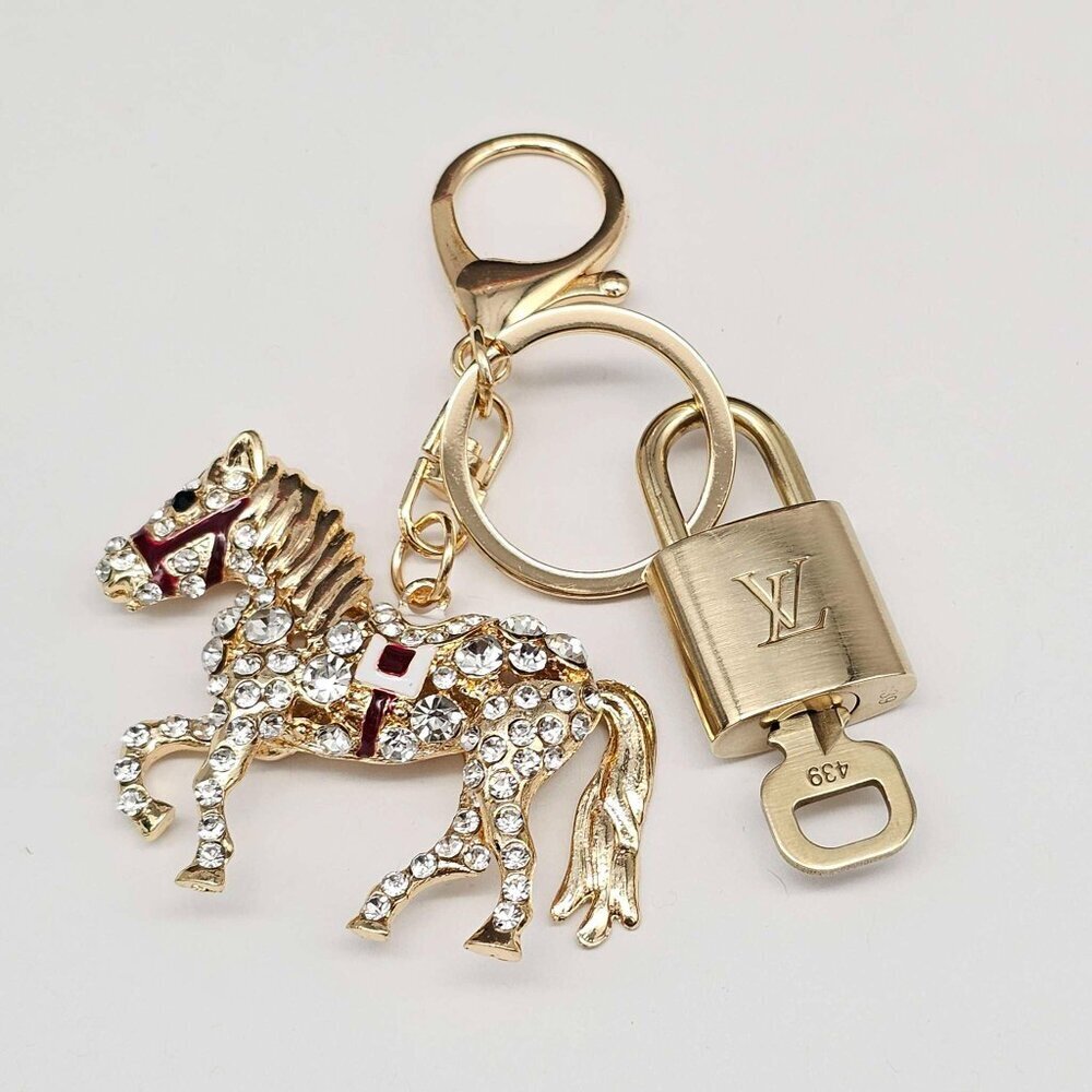 LV Authentic Gold Lock & Key 🔑 Luxury Bag Charm w/ Unbranded Horse Keychain